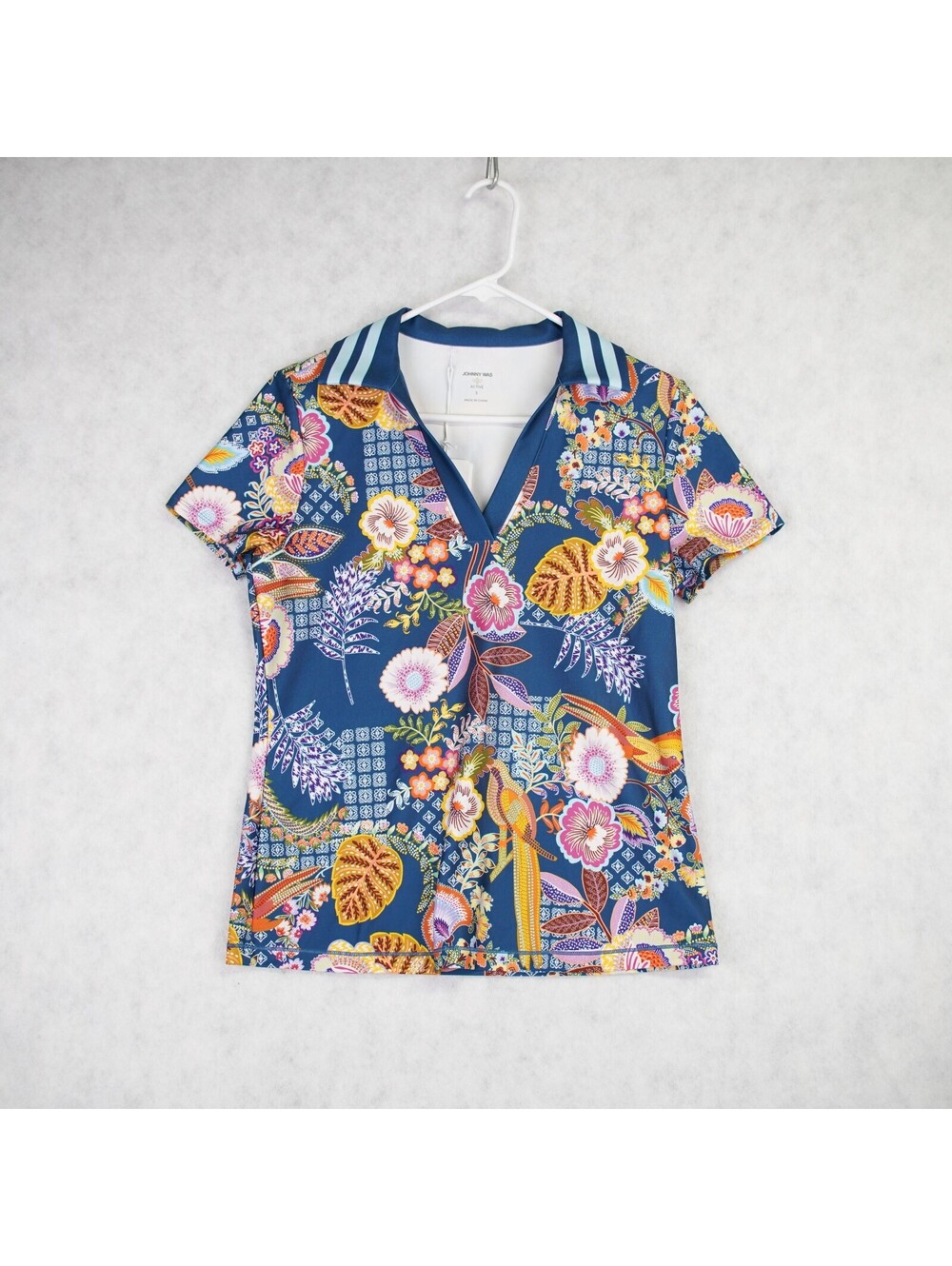 Johnny Was Wild Bird Basic Polo Shirt Athletic Tee Womens Size Small Blue NWT - Picture 2 of 13